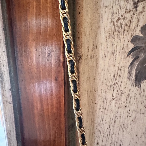 Elegant Vintage Black Quilted Evening Bag - Picture 4 of 5